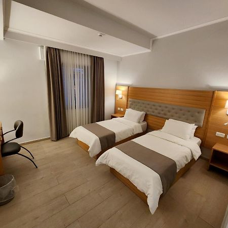 St Andrew'S Guesthouse - รามัลเลาะห์ ภายนอก รูปภาพ